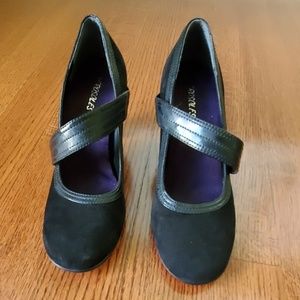 Womens dress shoes